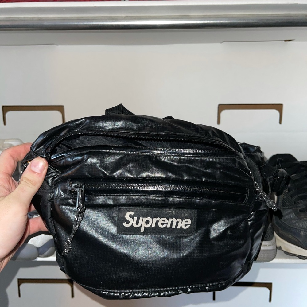 Supreme waist bag black